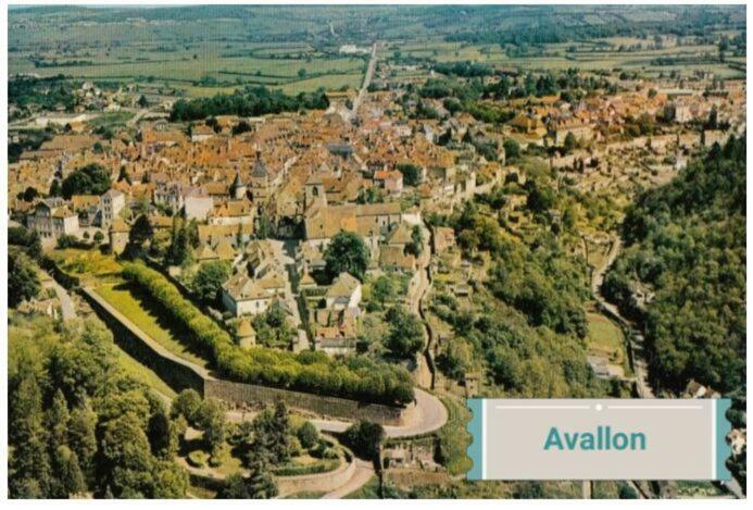 Gite De Chassigny Avallon Exterior photo